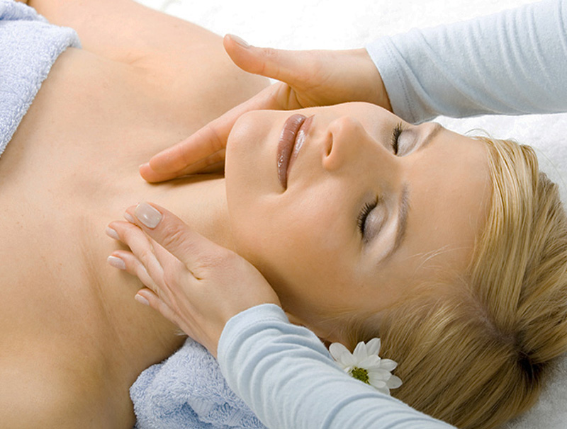 Spa Monarch - Woman Relaxing Massage