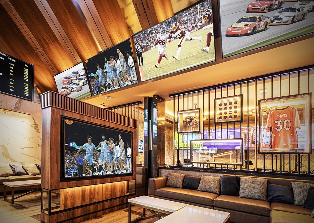 Sportsbook Lounge - Seating Area With Couch And Pillows